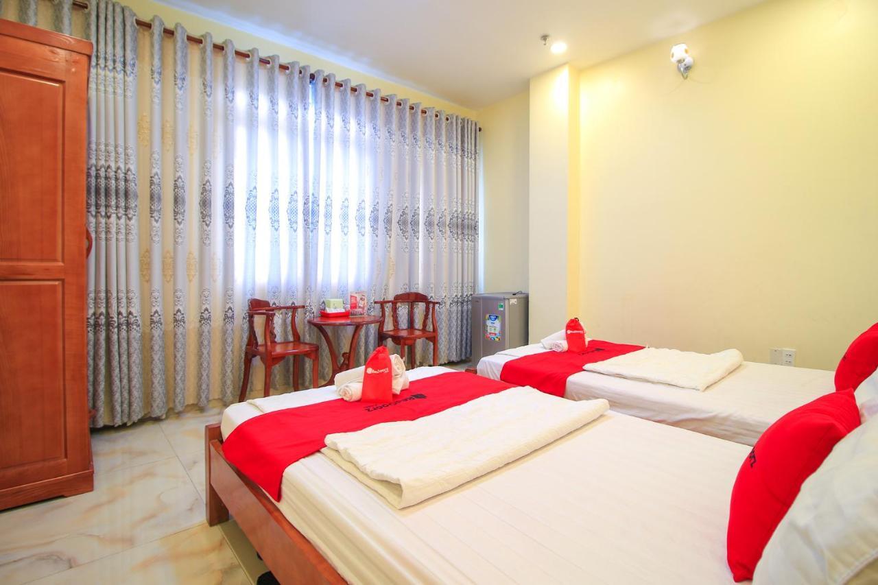 Reddoorz Plus @ Dong Den Street Hotel Ho Chi Minh-stad Buitenkant foto